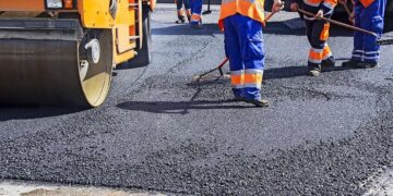 Professional services for restoring the integrity of the roadway