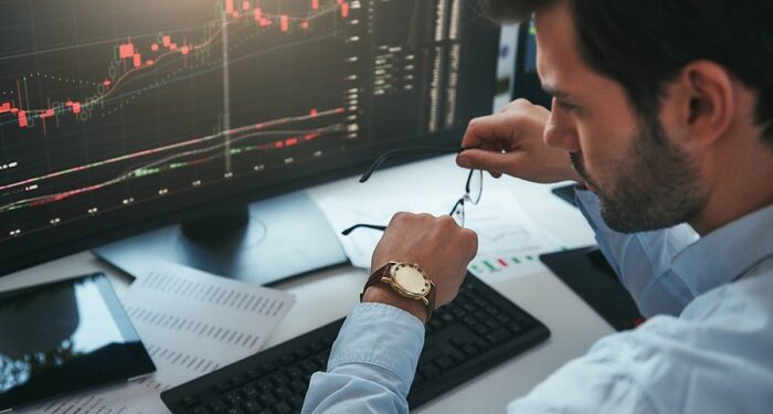 What role does artificial intelligence and innovative solutions play in trading